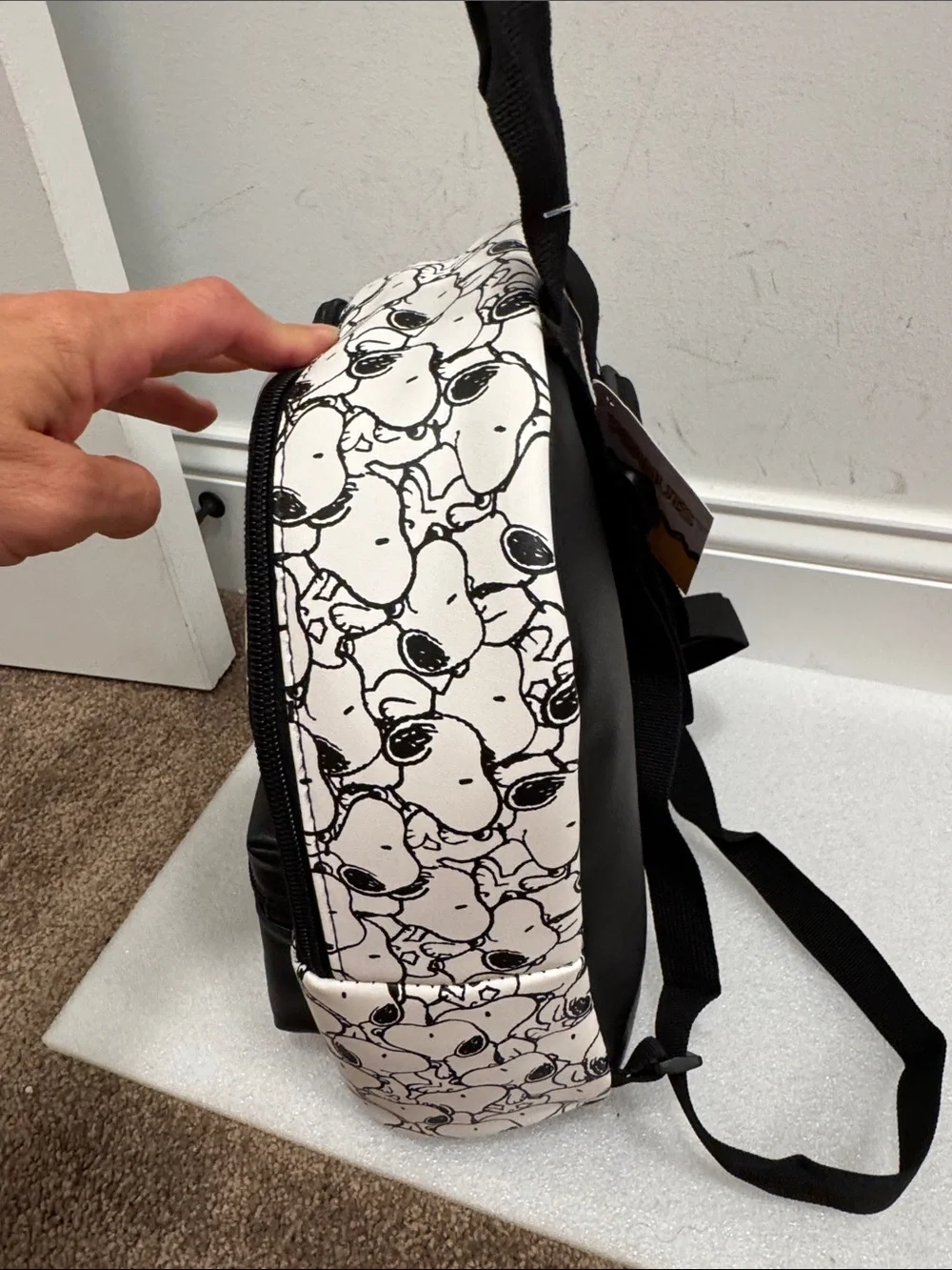 Peanuts snoopy Bioworld mini backpack NWT